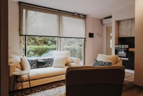 Newly renovated, 1-bedroom holiday house